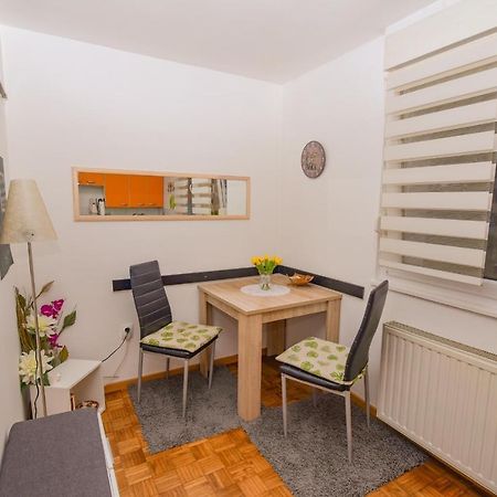 Studio Apartment Maestral Ζάγκρεμπ Εξωτερικό φωτογραφία
